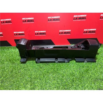 Recambio de moldura piloto tra. izq. para renault trafic iii furgón (06.2014) m9r z7 referencia OEM IAM 265A64439R  