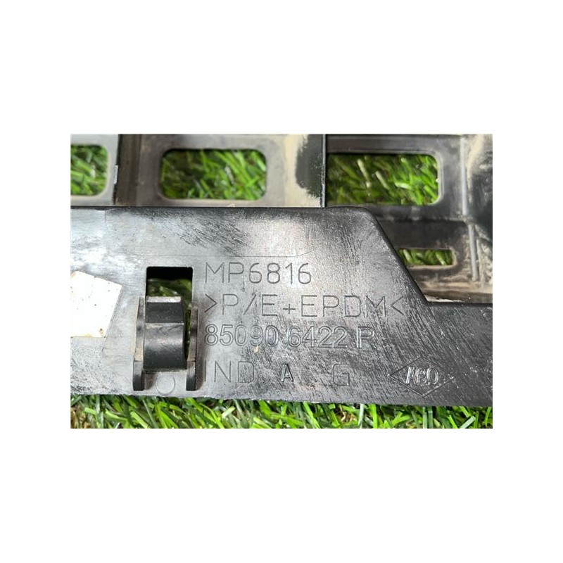 Recambio de refuerzo paragolpes para dacia dokker express (11.2012) 1.5 ambiance [1,5 ltr. - 55 kw dci diesel fap cat] referenci