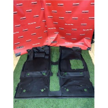 MOQUETA SUELO INTERIOR 749026464R 