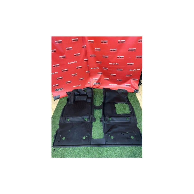 Recambio de moqueta suelo interior para renault kangoo iii rapid (03.2021) kangoo referencia OEM IAM 749026464R  