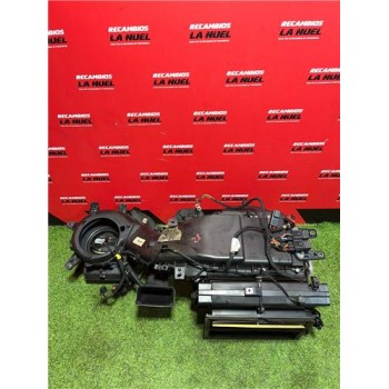 Recambio de caja climatizador para iveco daily furgón (2014) 2.3 fg 33 s ... v batalla 3520 [2,3 ltr. - 100 kw diesel scr] refer