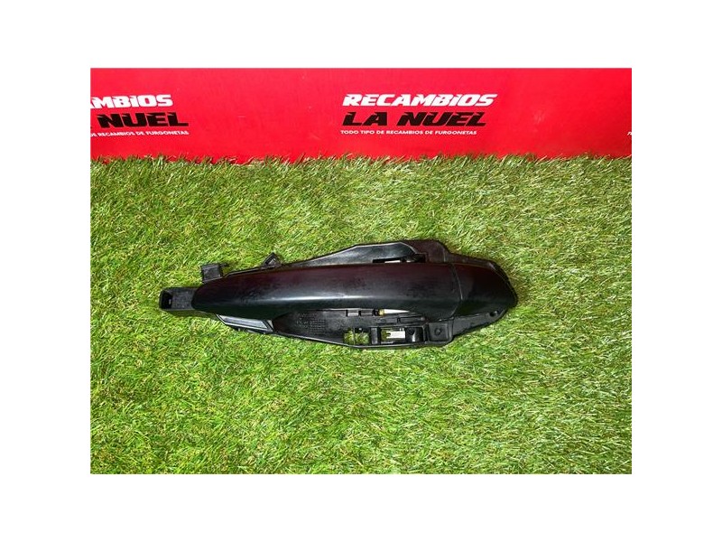 Recambio de maneta exterior delantera derecha para peugeot peugeot partnert yh01 referencia OEM IAM 96555515XT  