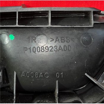 Recambio de soporte interior maneta ext. del. dcha. para peugeot partner tepee (05.2008) yh01 referencia OEM IAM P1008923A00  