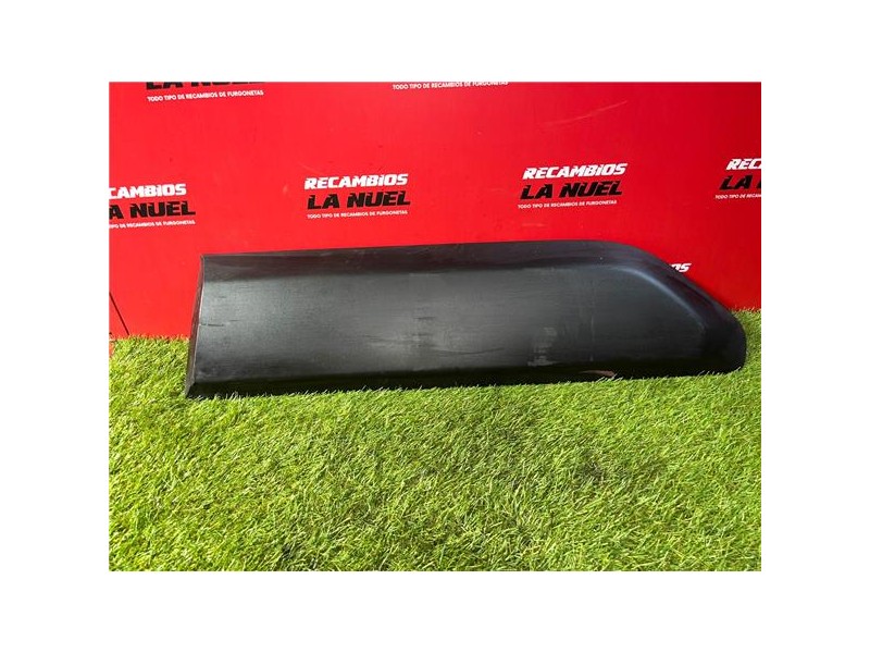 Recambio de moldura puerta del. izda. para peugeot partner tepee (05.2008) yh01 referencia OEM IAM 9817695577  