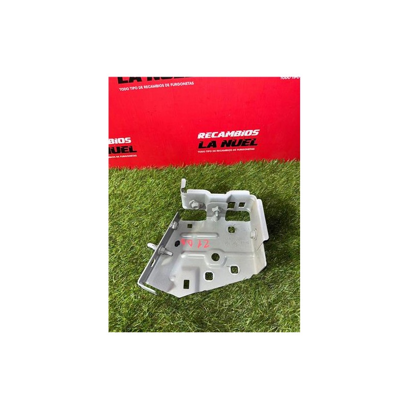 Recambio de soporte central paragolpes para renault master iii furgón (02.2010) 2.3 l2h2 hka 3,5t [2,3 ltr. - 99 kw dci diesel c