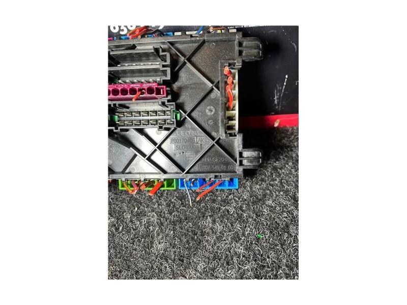 Recambio de caja fusibles/rele para mercedes-benz sprinter iii furgon fwd (910)(02.2018) 2.1 311/314 cdi fwd l2 (910.633) [2,1 l