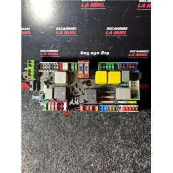 CAJA FUSIBLES/RELE A9075450100 