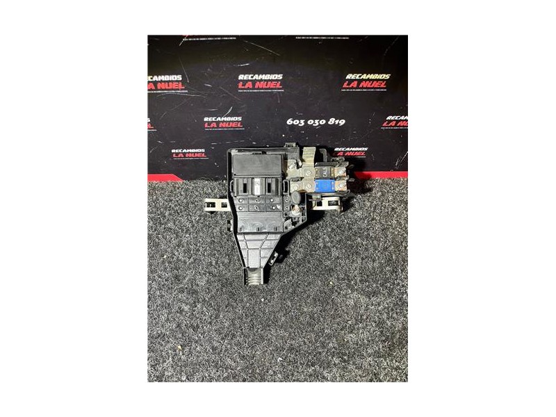 Recambio de caja fusibles/rele para renault express (04.2021) 1.5 advance [1,5 ltr. - 70 kw blue dci diesel fap] referencia OEM 