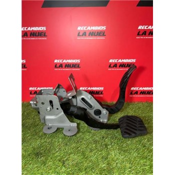 JUEGO PEDALES COMPLETO 180022038R 180204806R 