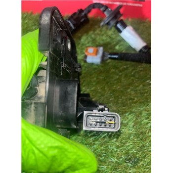 Recambio de guia cadena puerta para peugeot peugeot partnert yh01 referencia OEM IAM 9828028580  