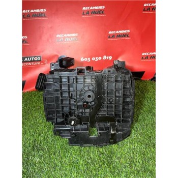 Recambio de caja tapa bateria para nissan nv300 camper (01.2018) 1.6 michelangelo [1,6 ltr. - 107 kw dci cat] referencia OEM IAM