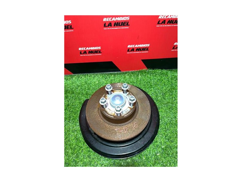 Recambio de buje trasero derecho para renault trafic iii furgón (06.2014) m9r z7 referencia OEM IAM 441517206R  