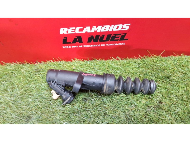 Recambio de bombin embrague para peugeot peugeot partnert yh01 referencia OEM IAM 9835132180  