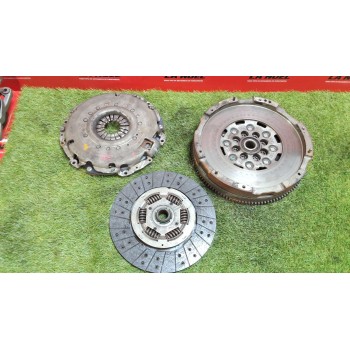 KIT EMBRAGUE 2011807 GK216477AB GK217550BA