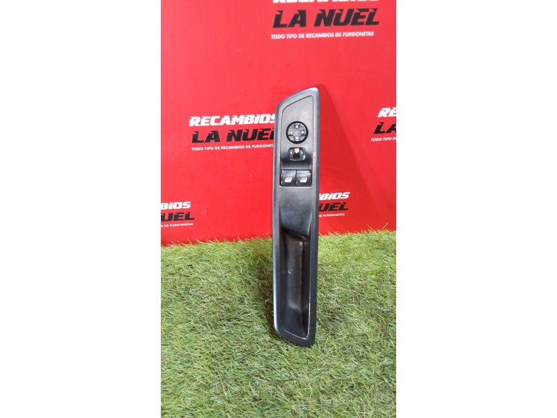Recambio de mando elevalunas delantero izquierdo para citroën jumpy iii furgoneta (v_) 1.5 bluehdi 100 referencia OEM IAM 983293