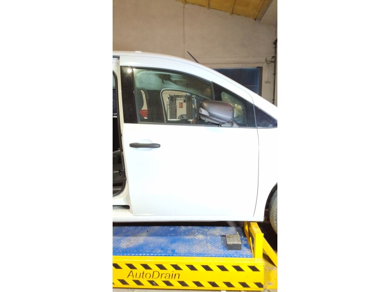 Recambio de puerta delantera derecha para renault kangoo iii monospace blue dci 95 (kjab) referencia OEM IAM 801002191R  