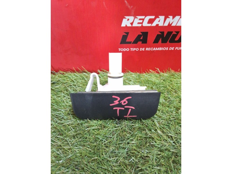 Recambio de luz matricula y camara trasera para citroën jumpy iii furgoneta (v_) 1.5 bluehdi 100 referencia OEM IAM 9683421680  