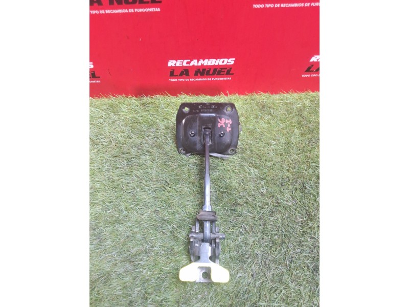 Recambio de freno puerta trasero izquierdo para citroën jumpy iii furgoneta (v_) 1.5 bluehdi 100 referencia OEM IAM 9809831880  