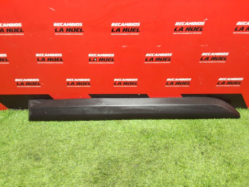 Recambio de moldura puerta trasera izquierda para citroën jumpy iii furgoneta (v_) 1.5 bluehdi 100 referencia OEM IAM 9808749077