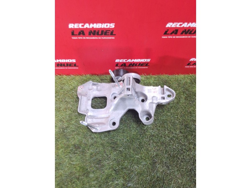 Recambio de soporte alternador para renault kangoo iii monospace blue dci 95 (kjab) referencia OEM IAM 117105158r  