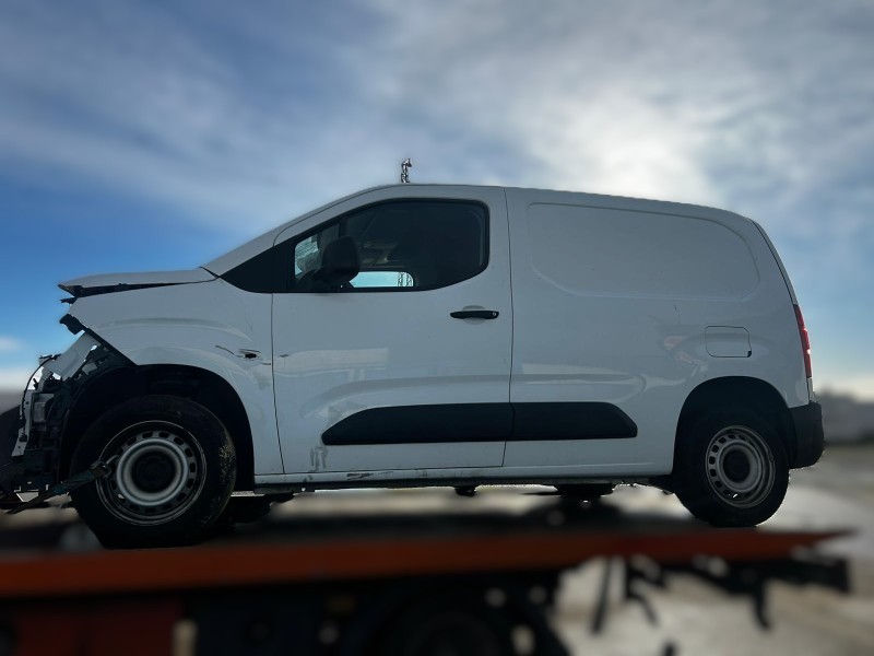 Recambio de despiece completo para opel combo furgoneta/monovolumen (k9) 1.5 d referencia OEM IAM YH01 20ET54 