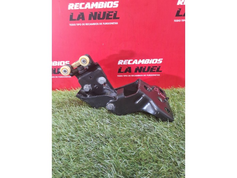 Recambio de rodillo puerta corredera derecha para renault kangoo iii monospace blue dci 95 (kjab) referencia OEM IAM   