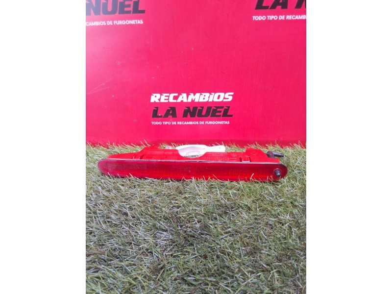 Recambio de luz central de freno para peugeot partner furgoneta/monovolumen (k9) 1.5 bluehdi 100 referencia OEM IAM   