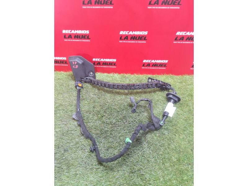 Recambio de guia cadena puerta para peugeot partner furgoneta/monovolumen (k9) 1.5 bluehdi 100 referencia OEM IAM   