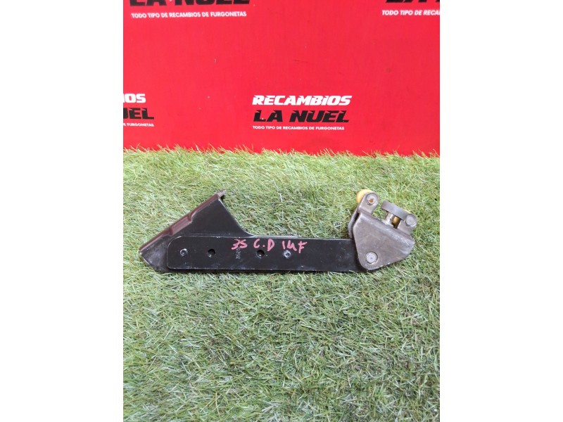 Recambio de rodillo puerta corredera derecha baja para citroën jumpy iii furgoneta (v_) 1.5 bluehdi 120 referencia OEM IAM   