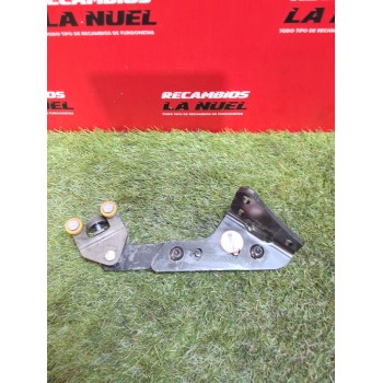 Recambio de rodillo puerta corredera derecha baja para citroën jumpy iii furgoneta (v_) 1.5 bluehdi 120 referencia OEM IAM   