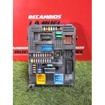 CAJA RELES / FUSIBLES 9830790580 