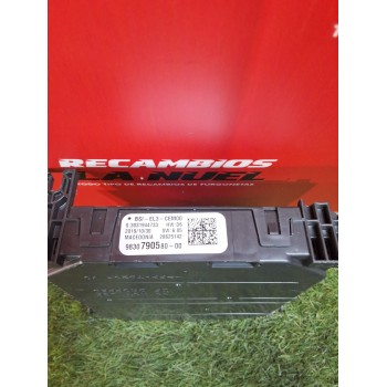 Recambio de caja reles / fusibles para citroën jumpy iii furgoneta (v_) 1.5 bluehdi 120 referencia OEM IAM 9830790580  