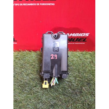 Recambio de caja reles / fusibles para citroën jumpy furgón confort m blue-hdi fap referencia OEM IAM 9806192580  