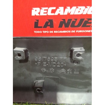 Recambio de moldura puerta corredera derecha para opel combo furgoneta/monovolumen (k9) 1.5 d referencia OEM IAM 9817695177  