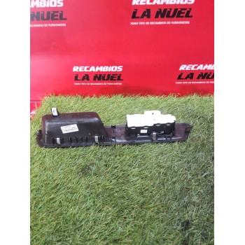 Recambio de mando elevalunas delantero izquierdo para citroën jumpy iii furgoneta (v_) 1.5 bluehdi 120 referencia OEM IAM 981444