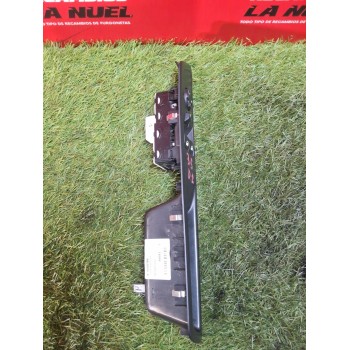 Recambio de mando elevalunas delantero izquierdo para citroën jumpy iii furgoneta (v_) 1.5 bluehdi 120 referencia OEM IAM 981444