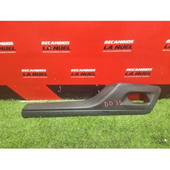 PLASTICO INTERIOR PUERTA DELANTERA DERECHA 98091768ZD 