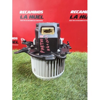 Recambio de motor calefaccion para peugeot partner furgoneta/monovolumen (k9) 1.5 bluehdi 100 referencia OEM IAM 5P1330100  