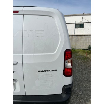 Recambio de puerta trasera derecha para peugeot partner furgoneta/monovolumen (k9) 1.5 bluehdi 100 referencia OEM IAM 9820436780