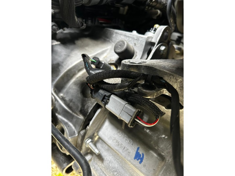 Recambio de caja cambios para peugeot partner furgoneta/monovolumen (k9) 1.5 bluehdi 100 referencia OEM IAM 20V261 9836485380 