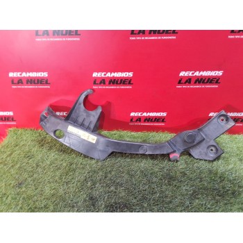 SOPORTE FARO DERECHO 9826095480 