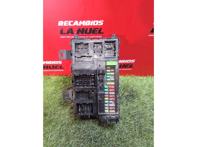 Recambio de caja reles para ford transit v363 furgoneta (fcd, fdd) 2.0 ecoblue 4x4 referencia OEM IAM GK2T15604 GK2T15604FAF 