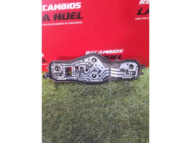 Recambio de portalamparas trasera derecha para citroën jumpy furgón control m blue-hdi fap referencia OEM IAM 00197256  