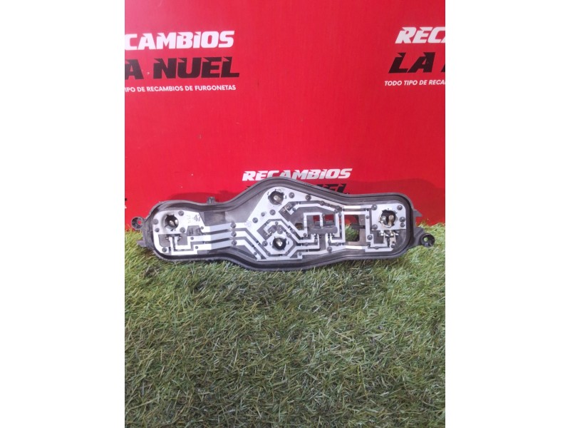 Recambio de portalamparas trasera izquierda para citroën jumpy furgón control m blue-hdi fap referencia OEM IAM 00197257  