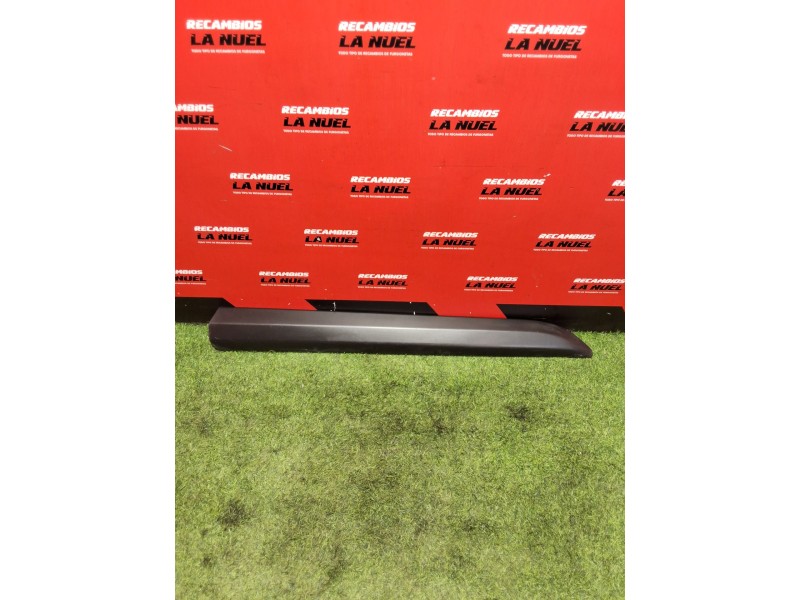 Recambio de moldura puerta delantera derecha para citroën jumpy furgón control m blue-hdi fap referencia OEM IAM 9808747077  