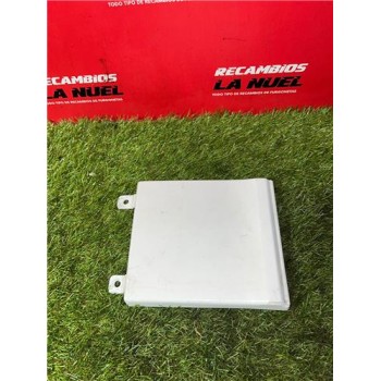 Recambio de tapa exterior combustible para renault trafic iii furgón (06.2014) m9r z7 referencia OEM IAM 788284942R  