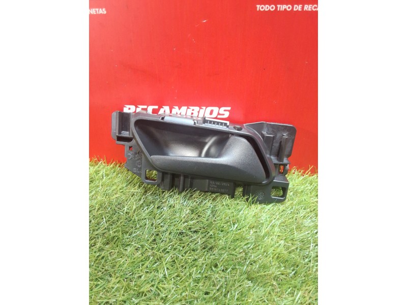 Recambio de maneta interior delantera derecha para peugeot partner furgoneta/monovolumen (k9) 1.5 bluehdi 100 referencia OEM IAM