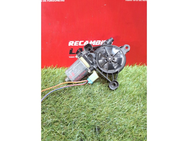 Recambio de motor elevalunas delantero derecho para volkswagen crafter furgón (sy/sx) furgón bm ta fwd kw tdi referencia OEM IAM