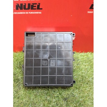 Recambio de caja reles / fusibles para ford transit courier b460 furgoneta/monovolumen 1.5 ecoblue referencia OEM IAM  R2XT-14D0