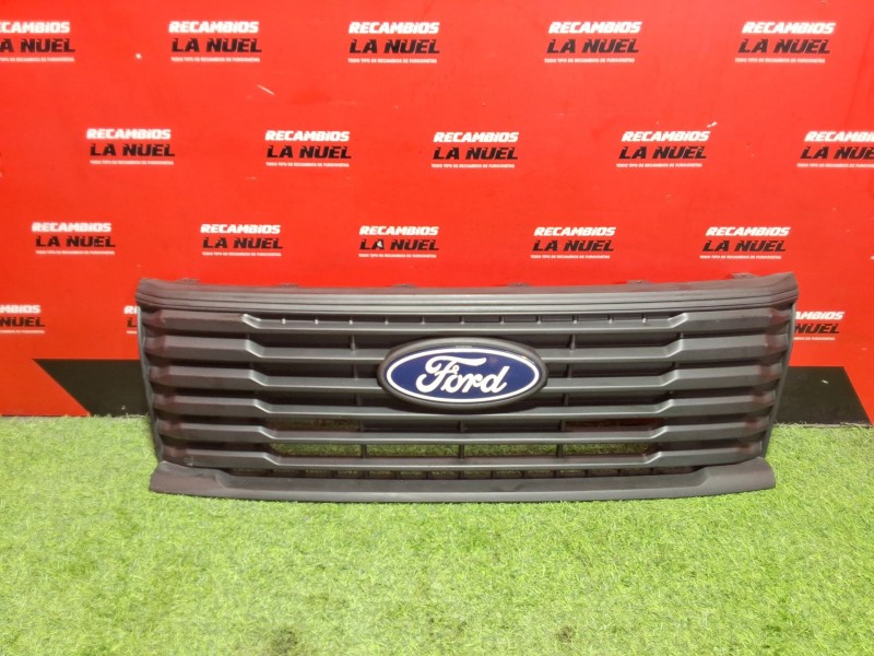 Recambio de calandria para ford transit courier b460 furgoneta/monovolumen 1.5 ecoblue referencia OEM IAM R2X68B271A  
